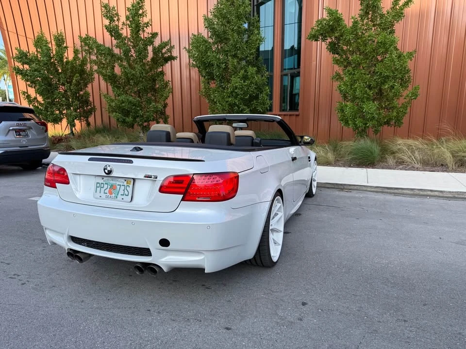 2011 BMW M3 - Image 8 of 13