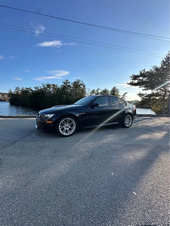 2011 BMW M3 - Image 3 of 17