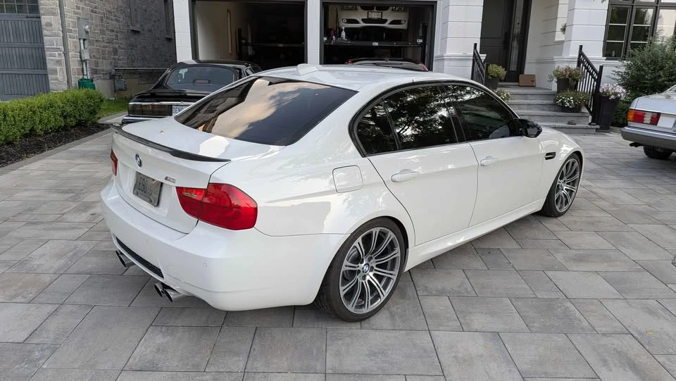 2011 BMW M3 - Image 3 of 15