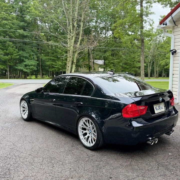 2011 BMW E90 M3 Sedan - Image 5 of 10