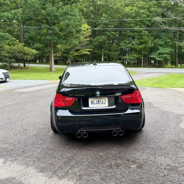 2011 BMW E90 M3 Sedan - Image 4 of 10