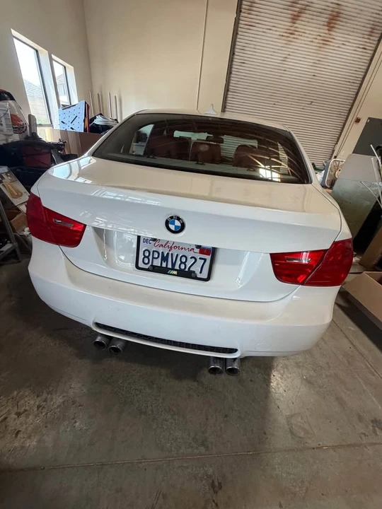 2011 BMW E90 M3 Sedan - Image 5 of 10