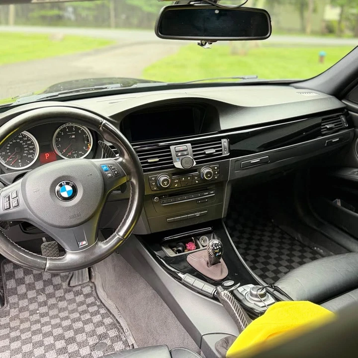 2011 BMW E90 M3 Sedan - Image 8 of 10