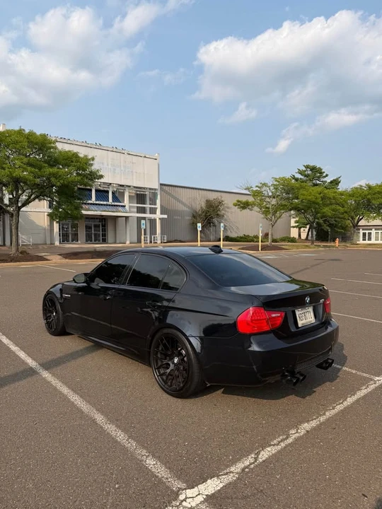 2011 BMW E90 M3 Sedan - Image 2 of 5