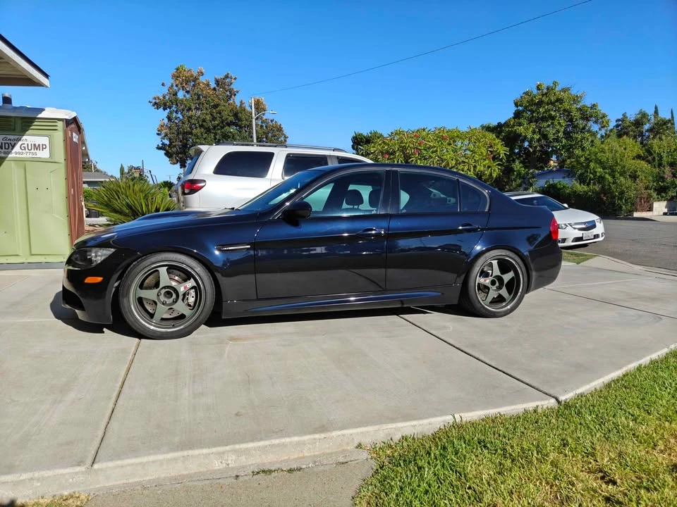 2011 BMW E90 M3 Sedan - Image 2 of 17