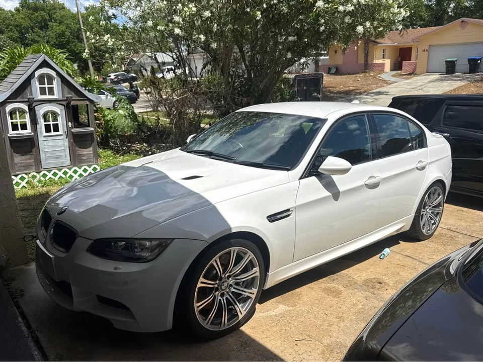 2011 BMW E90 M3 Sedan - Image 8 of 13