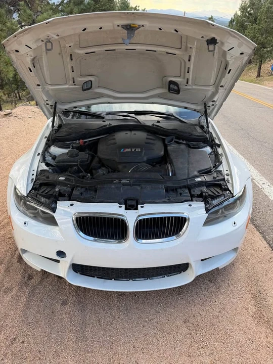 2011 BMW E90 M3 Sedan - Image 8 of 9
