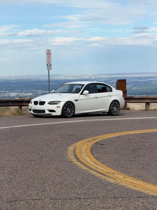 2011 BMW E90 M3 Sedan - Image 2 of 10