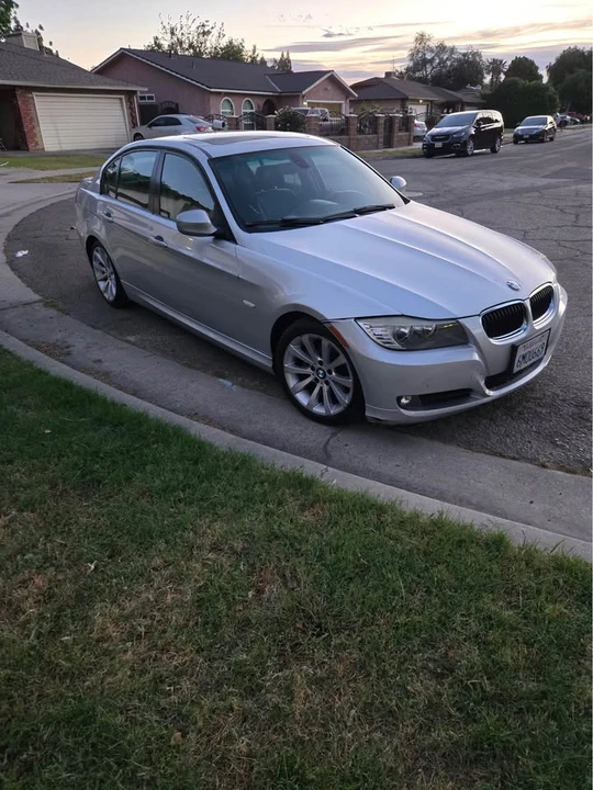 2011 BMW E90 M3 Sedan - Image 2 of 6