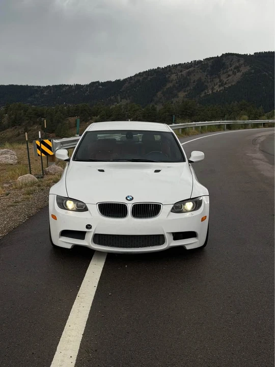 2011 BMW E90 M3 Sedan - Image 4 of 10