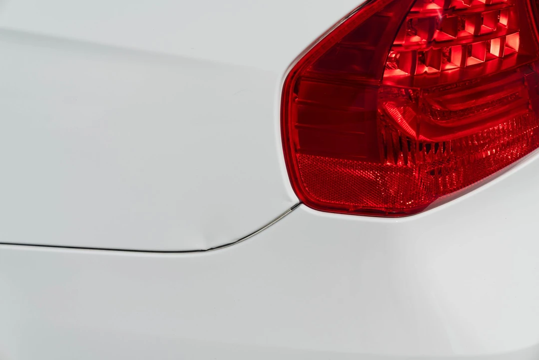 2011 BMW E90 M3 Sedan - Image 26 of 31