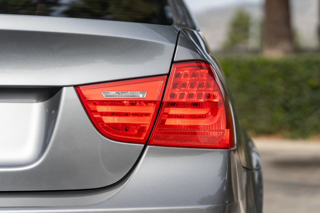2011 BMW E90 M3 Sedan - Image 12 of 31