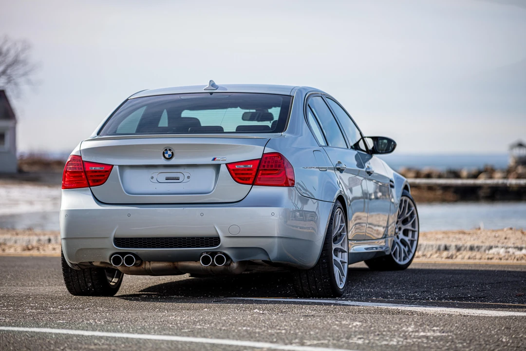 2011 BMW E90 M3 Sedan - Image 16 of 31