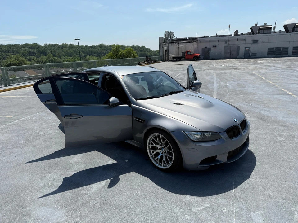 2011 BMW E90 M3 Sedan - Image 25 of 31