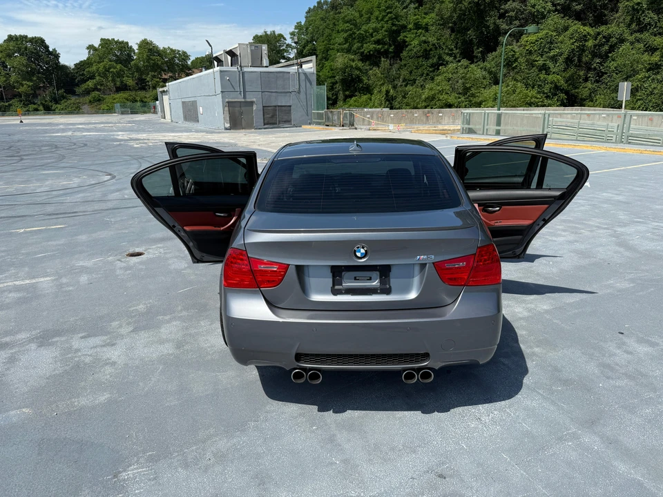 2011 BMW E90 M3 Sedan - Image 21 of 31