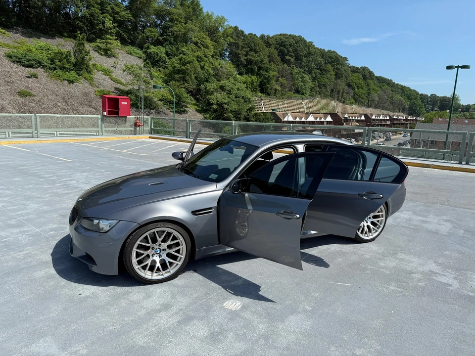 2011 BMW E90 M3 Sedan - Image 17 of 31