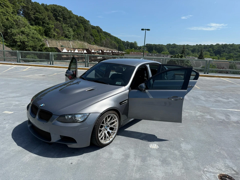 2011 BMW E90 M3 Sedan - Image 16 of 31