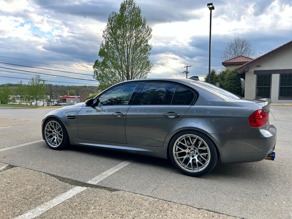 2011 BMW E90 M3 Sedan - Image 8 of 31
