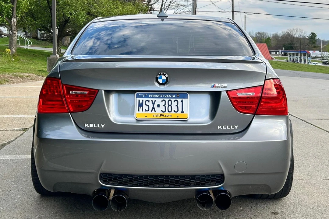 2011 BMW E90 M3 Sedan - Image 5 of 31