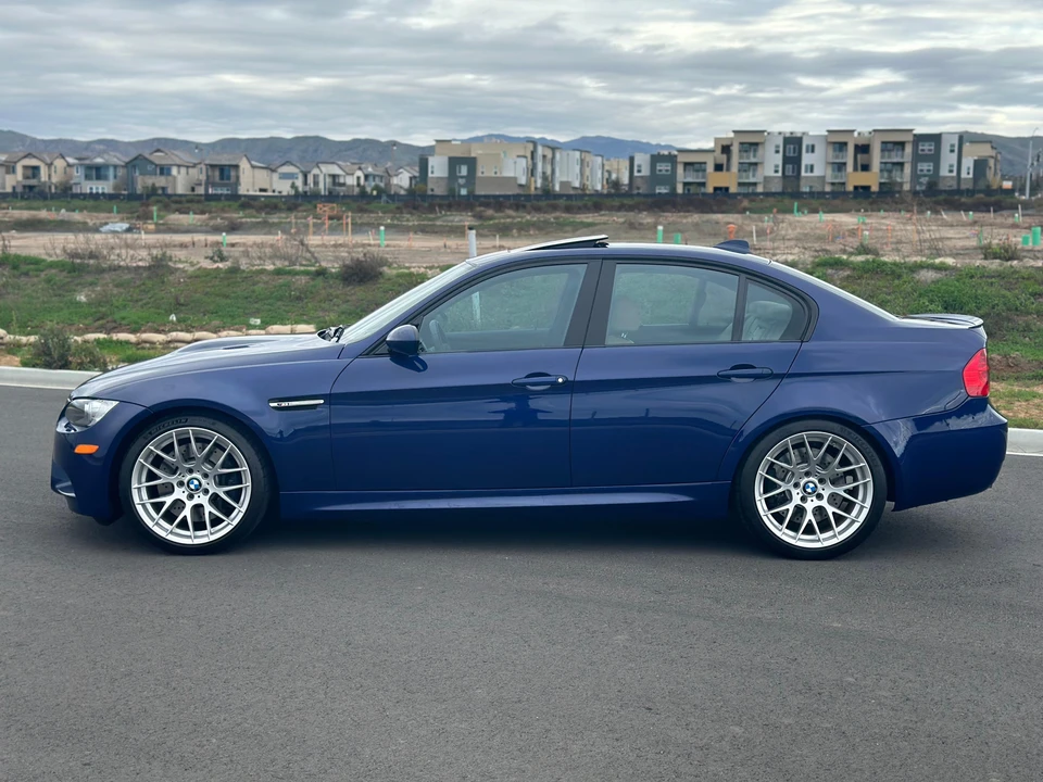 2011 BMW E90 M3 Sedan - Image 11 of 31