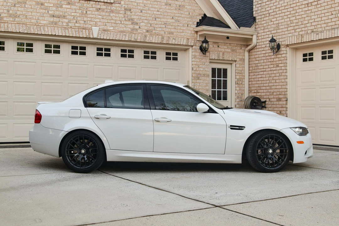 2011 BMW E90 M3 Sedan - Image 3 of 31