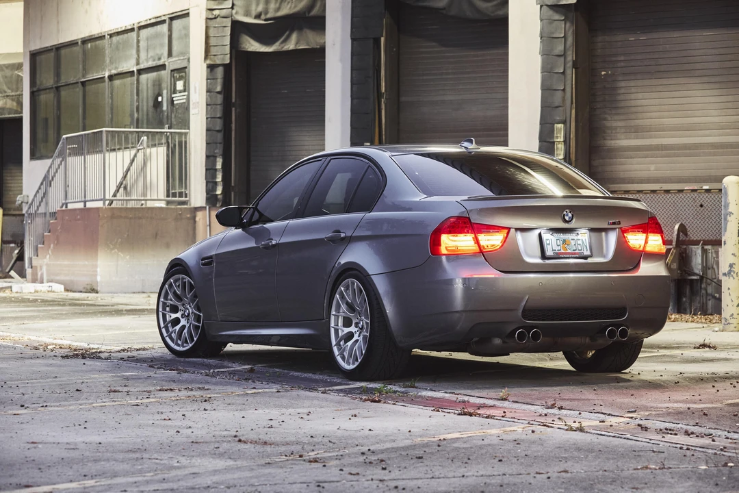 2011 BMW E90 M3 Sedan - Image 12 of 31