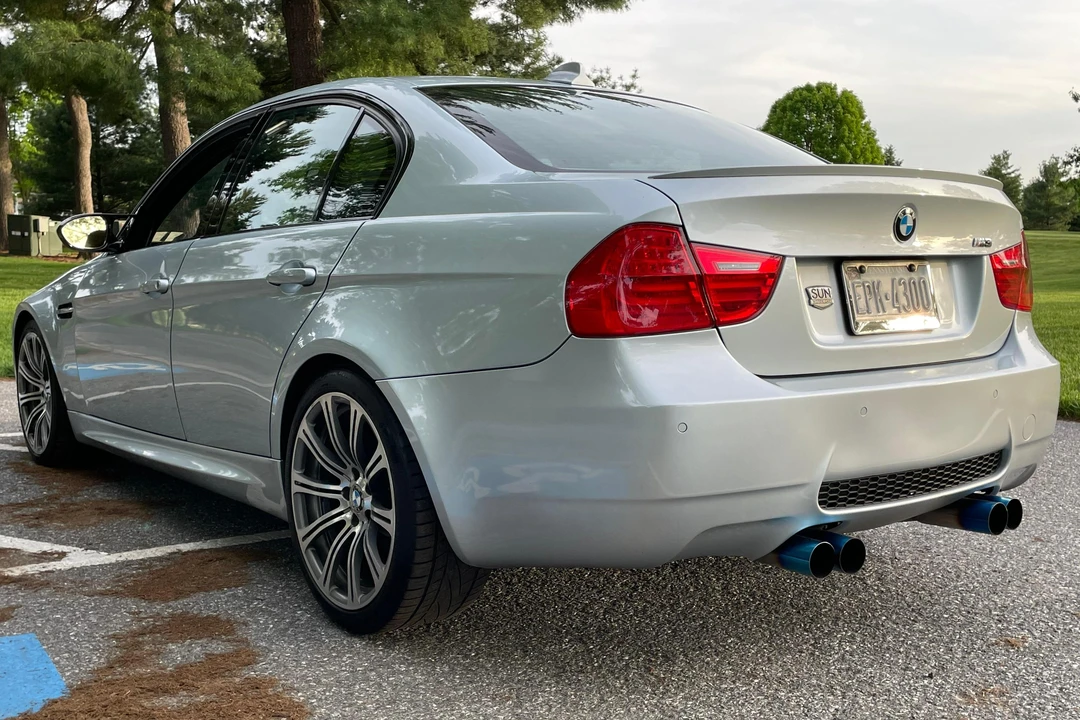 2011 BMW E90 M3 Sedan - Image 4 of 31