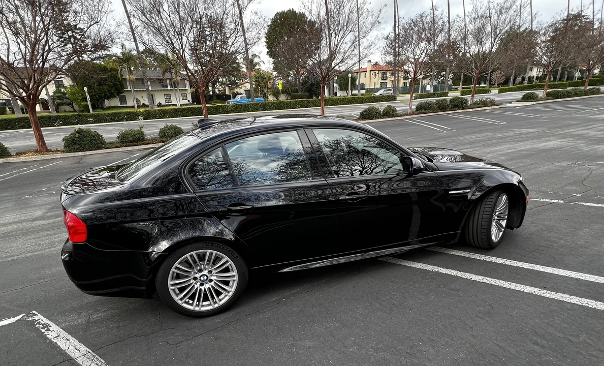 2011 BMW E90 M3 Sedan - Image 24 of 31