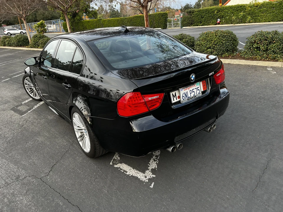 2011 BMW E90 M3 Sedan - Image 18 of 31