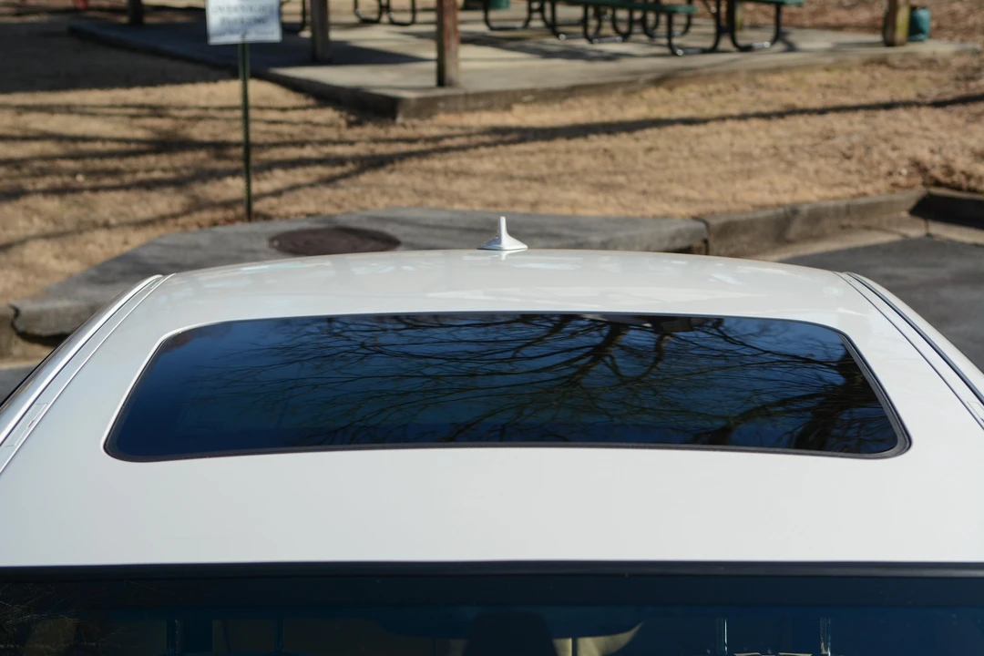2011 BMW E90 M3 Sedan - Image 18 of 31
