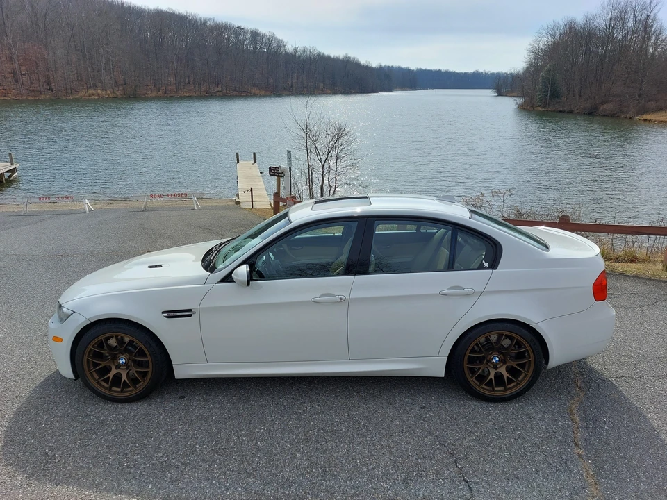 2011 BMW E90 M3 Sedan - Image 17 of 31