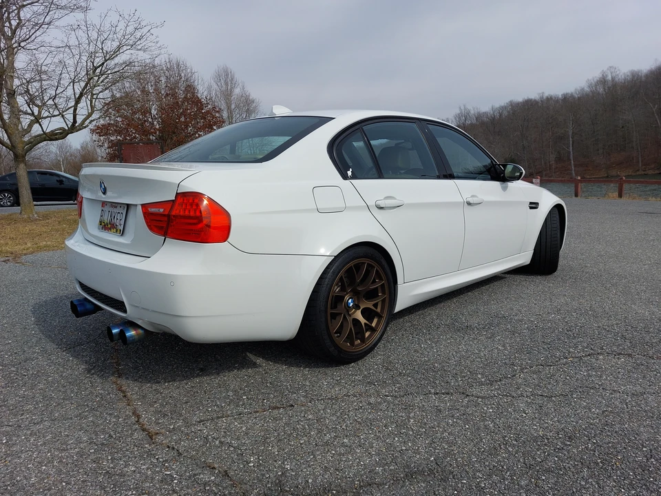 2011 BMW E90 M3 Sedan - Image 28 of 31