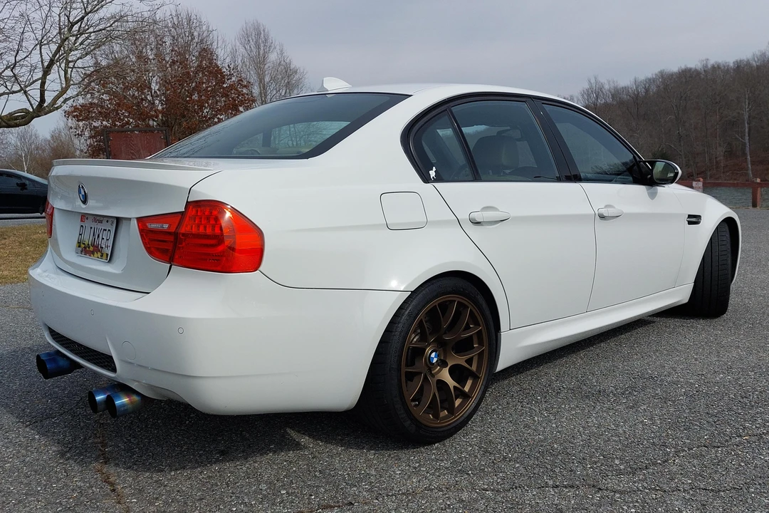 2011 BMW E90 M3 Sedan - Image 4 of 31