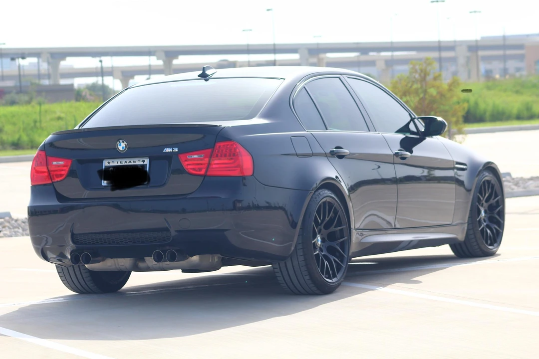 2011 BMW E90 M3 Sedan - Image 9 of 23