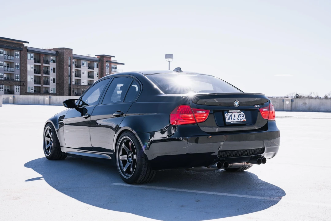 2011 BMW E90 M3 Sedan - Image 16 of 31