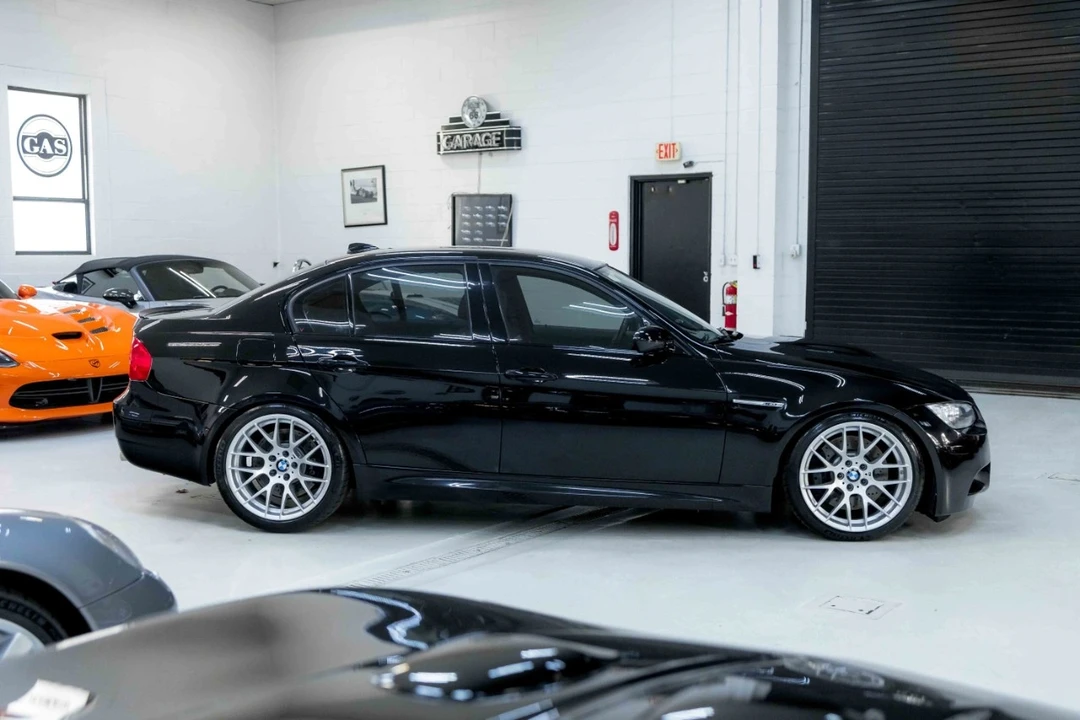 2011 BMW E90 M3 Sedan - Image 6 of 12