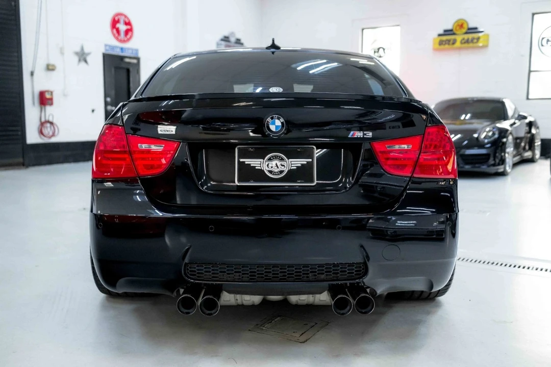 2011 BMW E90 M3 Sedan - Image 8 of 12