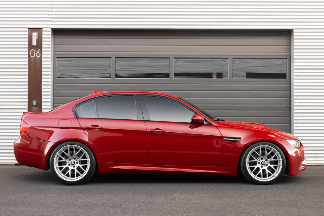 2011 BMW E90 M3 Sedan - Image 11 of 31