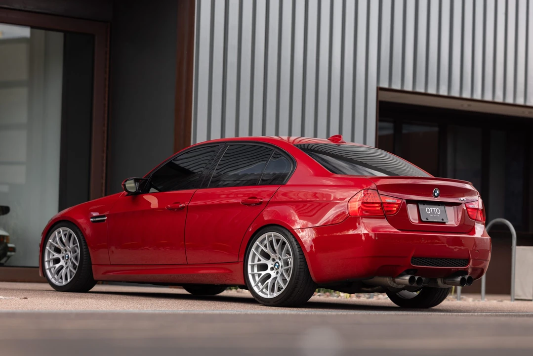2011 BMW E90 M3 Sedan - Image 5 of 31