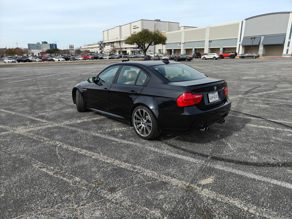 2011 BMW E90 M3 Sedan - Image 11 of 31