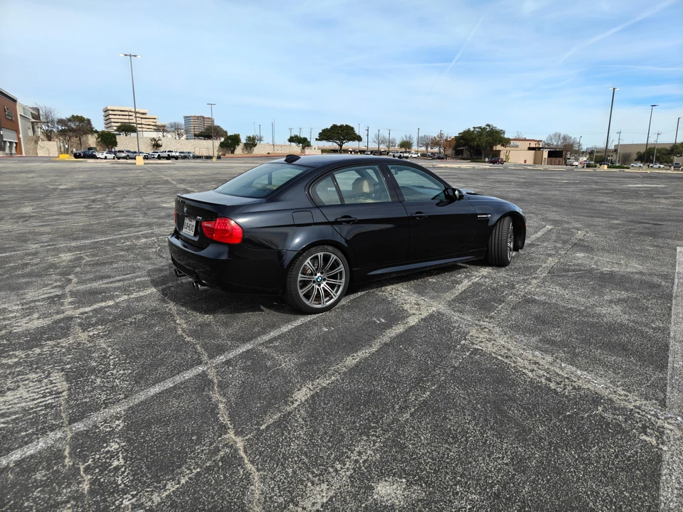 2011 BMW E90 M3 Sedan - Image 16 of 31