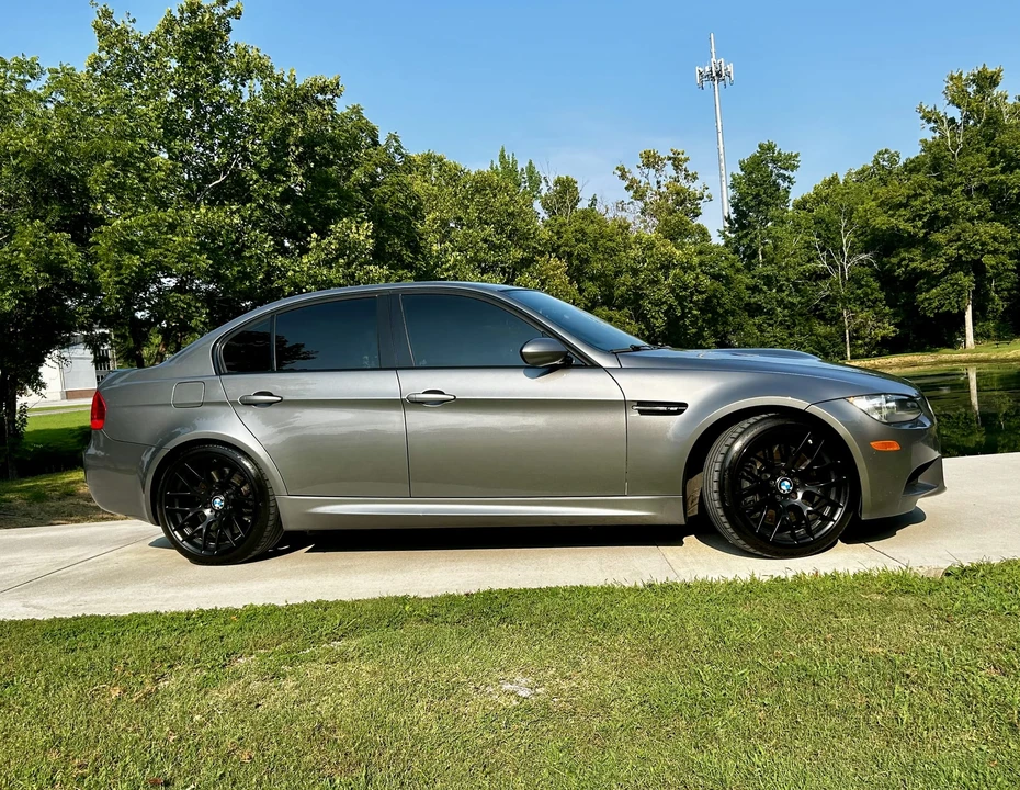 2011 BMW E90 M3 Sedan - Image 11 of 31