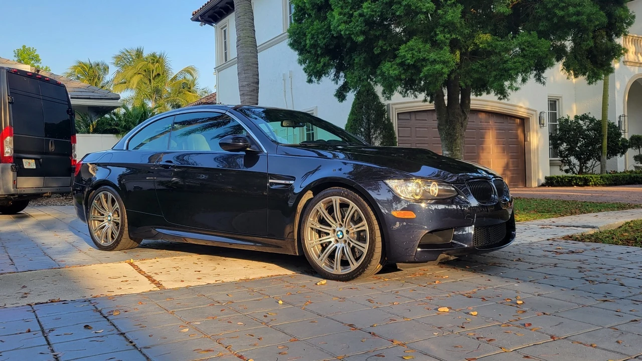 2011 BMW M3 - Image 8 of 21