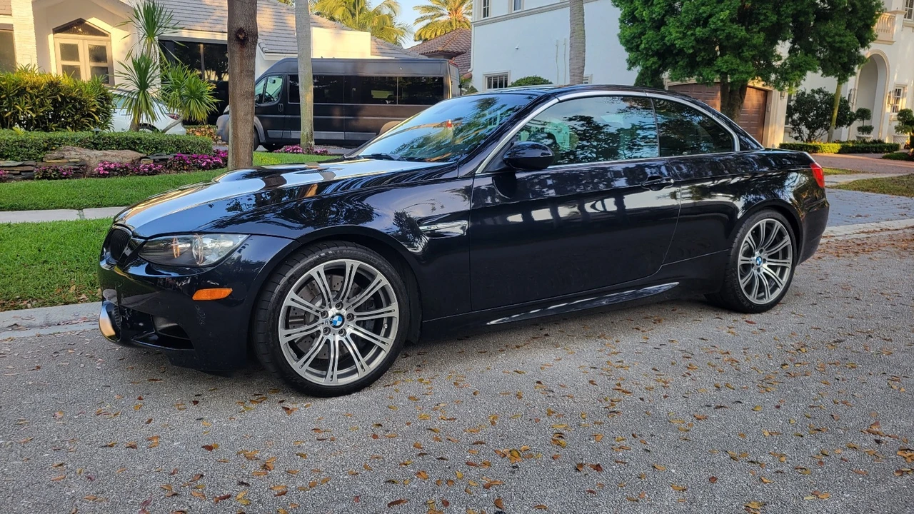 2011 BMW M3 - Image 2 of 21