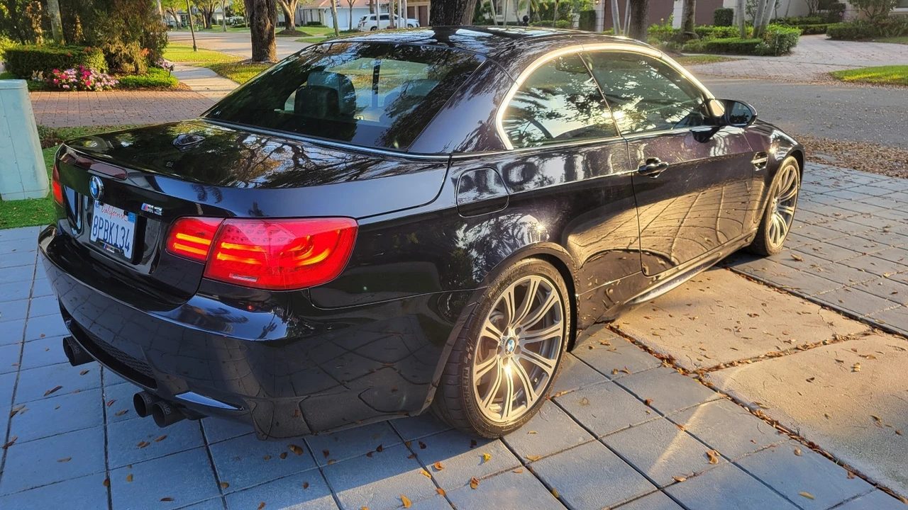 2011 BMW M3 - Image 11 of 21