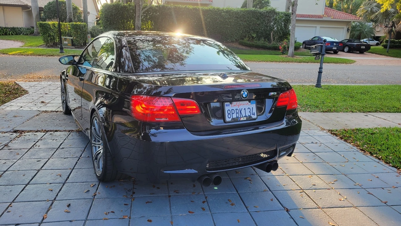 2011 BMW M3 - Image 12 of 21