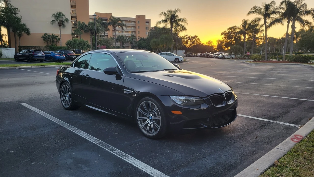 2011 BMW M3 - Image 15 of 21
