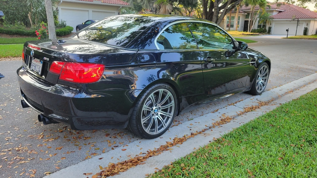 2011 BMW M3 - Image 17 of 21