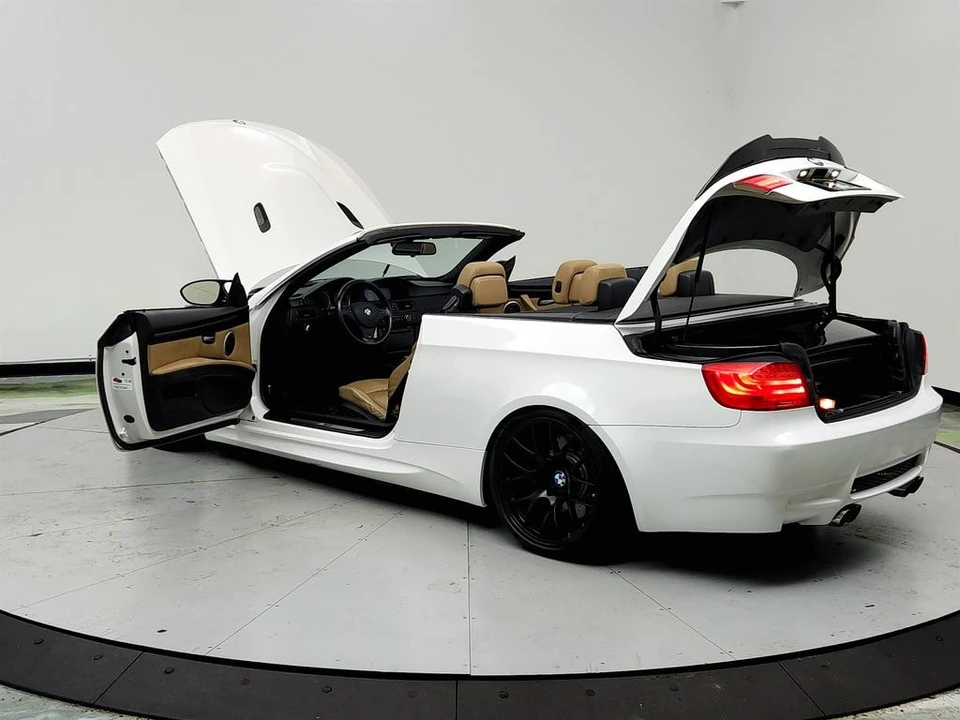 2011 BMW M3 - Image 12 of 12