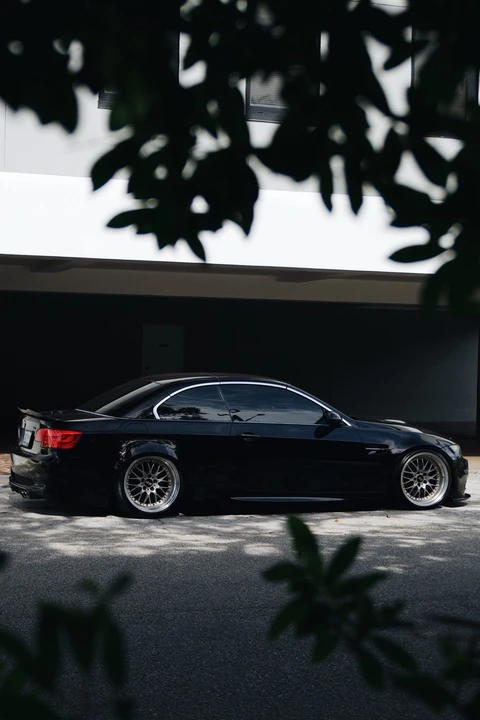 2011 BMW M3 - Image 4 of 10